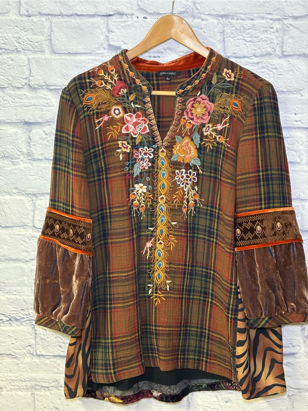 John Mark Orange Plaid Velvet Elaborate Embroidery Bell Sleeve Johnnie Was Lg